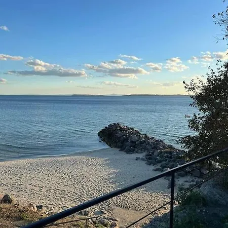 Apartment In Antorini Sveti Vlas